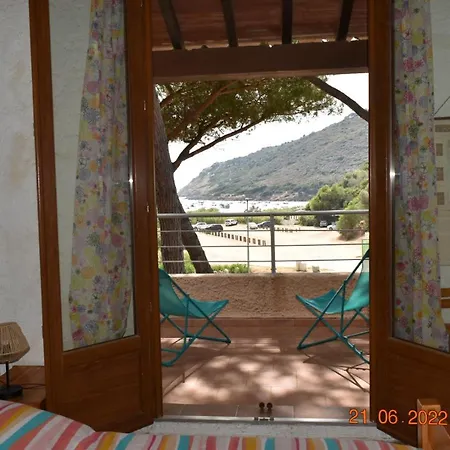 בית נופש Maison De Pour 10 Personnes De 4 Front De Corse-du-sud *