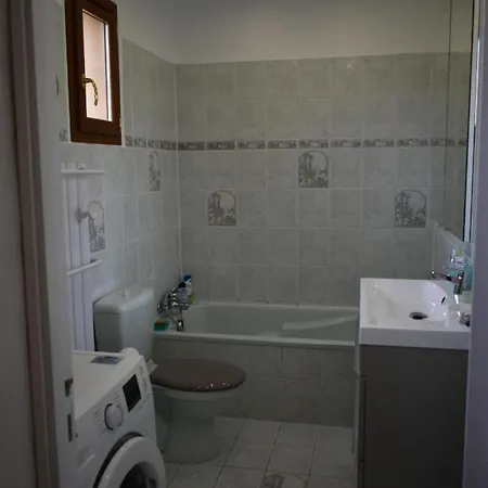 Maison De Pour 10 Personnes De 4 Front De Corse-du-sud