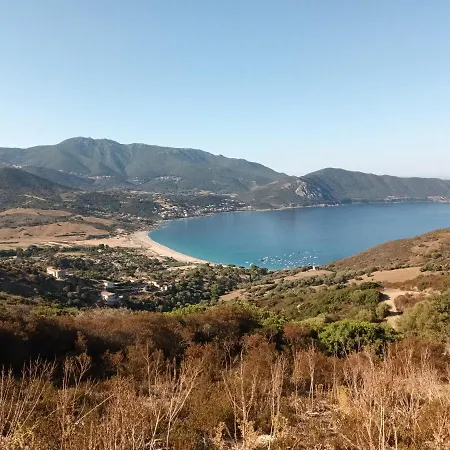 Feriehus Maison De Pour 10 Personnes De 4 Front De Corse-du-sud