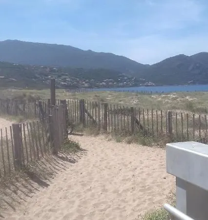 Maison De Pour 10 Personnes De 4 Front De Corse-du-sud 펜션