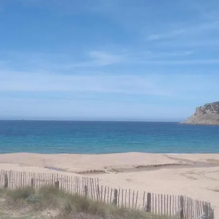 펜션 Maison De Pour 10 Personnes De 4 Front De Corse-du-sud *