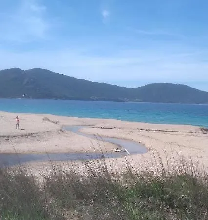 Maison De Pour 10 Personnes De 4 Front De Corse-du-sud * 아피에토