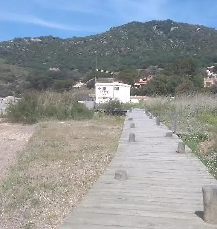 Maison De Pour 10 Personnes De 4 Front De Corse-du-sud 아피에토