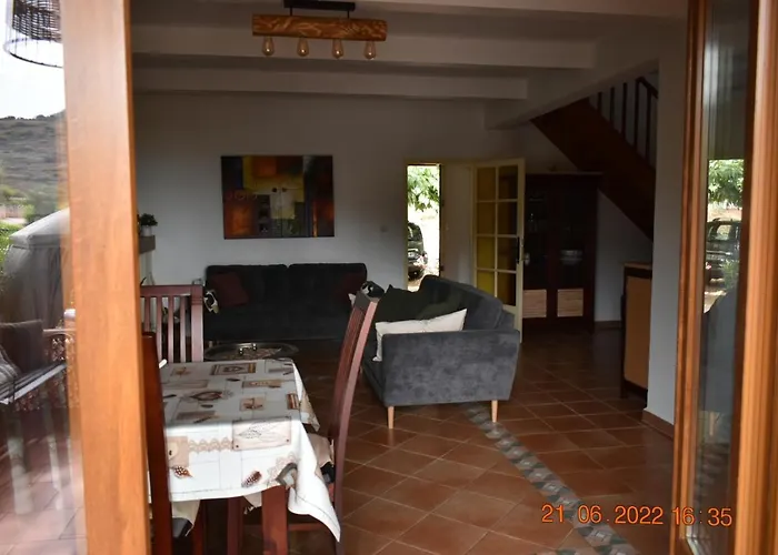 Maison De Pour 10 Personnes De 4 Front De Corse-du-sud Appietto