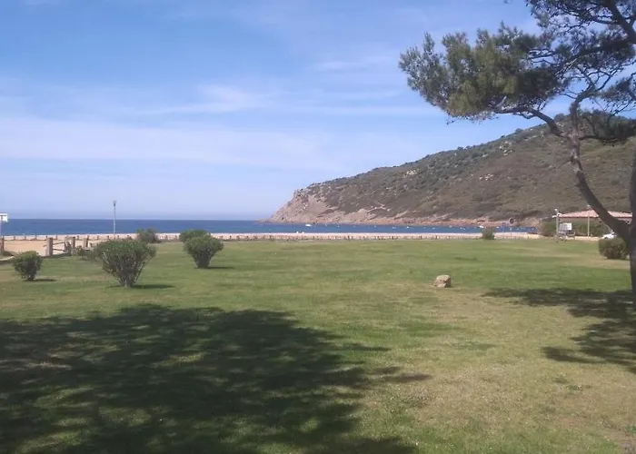 Maison De Pour 10 Personnes De 4 Front De Corse-du-sud Casa de Férias