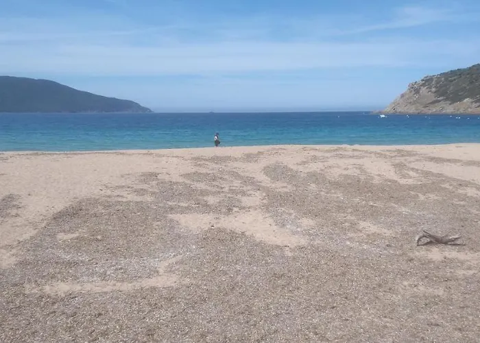 Maison De Pour 10 Personnes De 4 Front De Corse-du-sud *