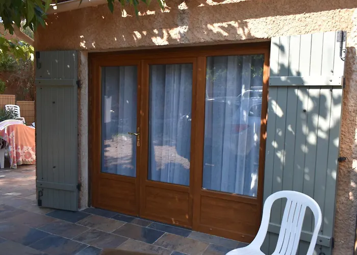 Maison De Pour 10 Personnes De 4 Front De Corse-du-sud *